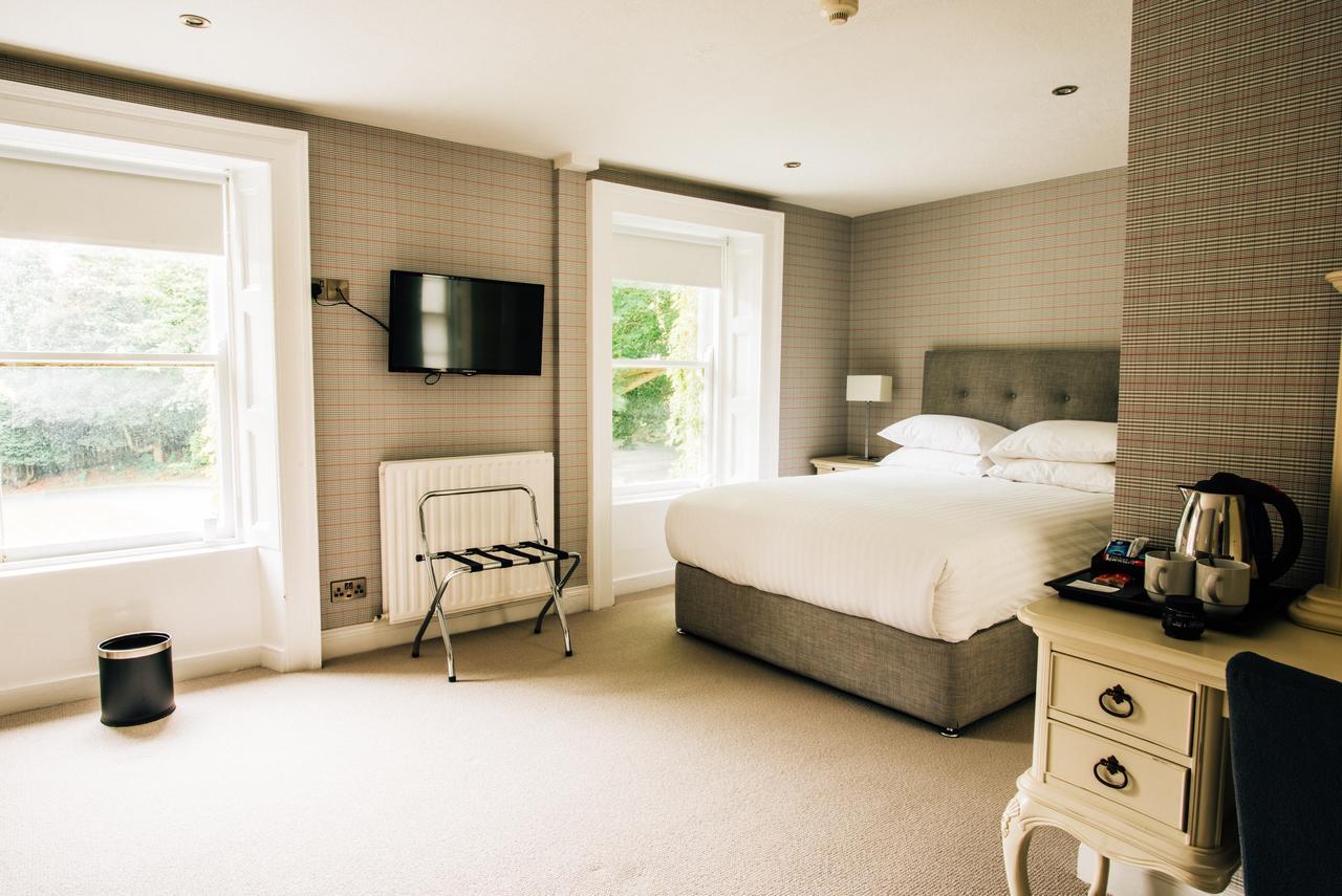 Belmont House Hotel แบนบริดจ์ ภายนอก รูปภาพ